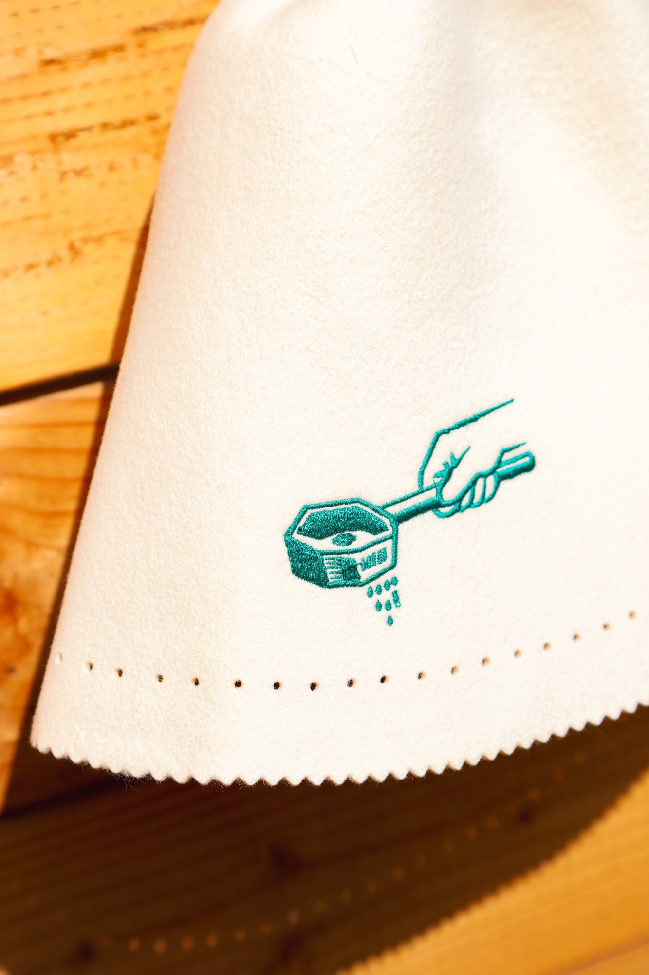Felt sauna hat embroidered with the Scandinavian Heat Club ladle logo